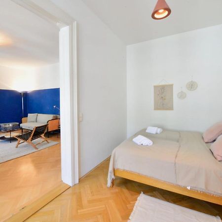 Beautiful Flat Next To Karlskirche Viyana Dış mekan fotoğraf